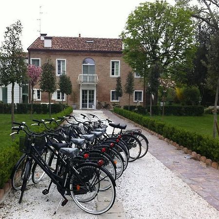 Horti Della Fasanara Hotel Ferrara Bagian luar foto