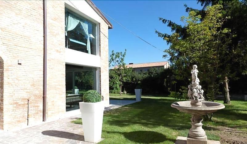 Horti Della Fasanara Hotel Ferrara Bagian luar foto